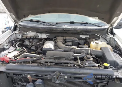 2010 Ford F150 Super Cab z USA, uszkodzony, nr VIN 1FTFX1CV1AFA86114